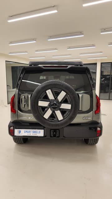 A Deepal SUV in the Smart Shield studio with ClearPro film fitted